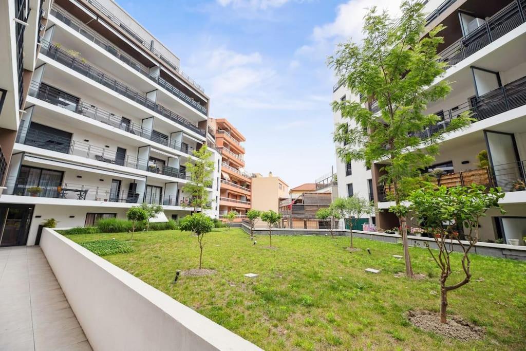 شقة Le Cap Riviera - Centre- Parking Prive - Climatisation مينتون المظهر الخارجي الصورة